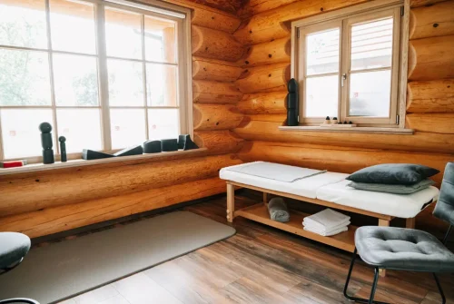 Behandlungsraum-Liebscher-&-Bracht-Praxis-Daniela-Alterbaum